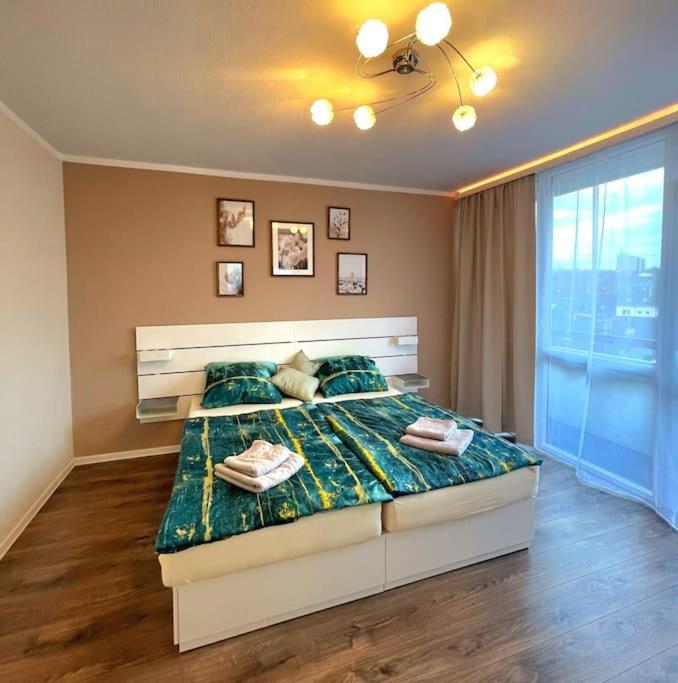 Grosse 3-Zimmer Wohnung, Zentrale Lage. 뮬하임안더루 외부 사진
