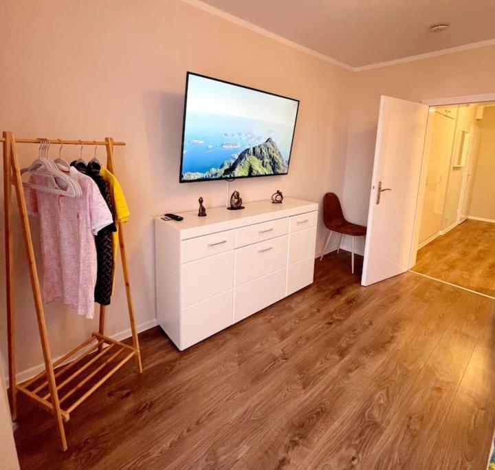 Grosse 3-Zimmer Wohnung, Zentrale Lage. 뮬하임안더루 외부 사진