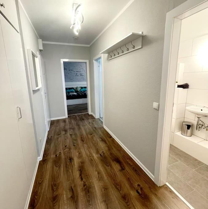 Grosse 3-Zimmer Wohnung, Zentrale Lage. 뮬하임안더루 외부 사진